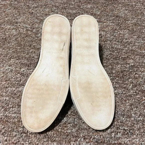 Calvin Klein Imilia size 7 1/2 Flower Walking Sneakers Trainers - Picture 5 of 8